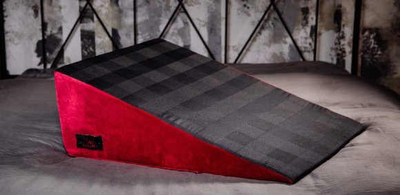 Подушка Bello 18+